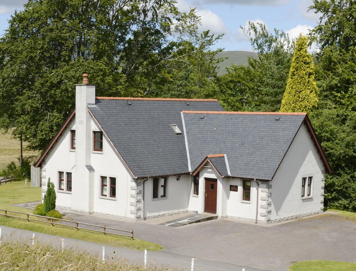 The Factor'S Inn & Factor'S Cottage Fort William Exterior photo